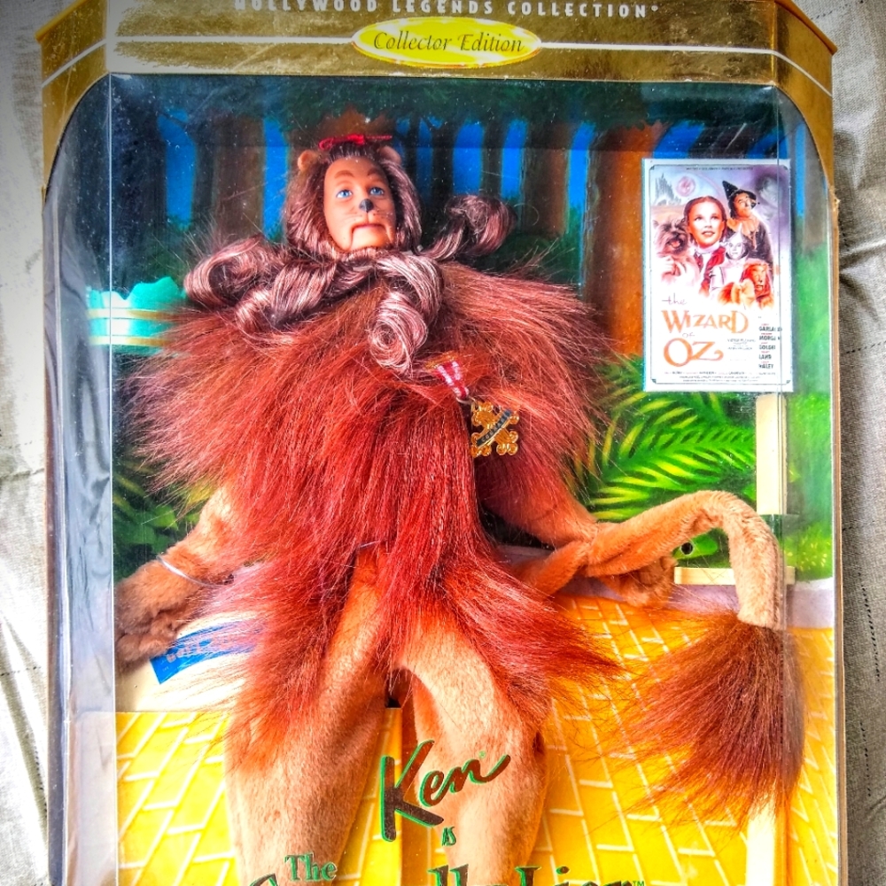 Wizard of Oz Cowardly Lion Hollywood Collection